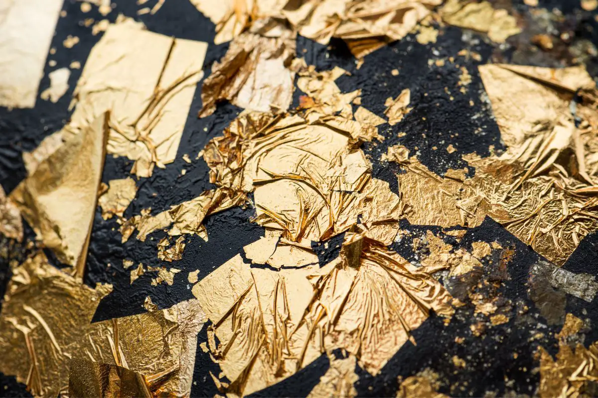 Gold Leaf: What Does It Taste Like, And Does It Taste Good?