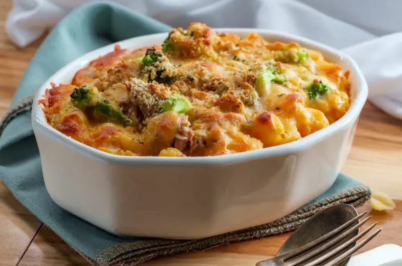 The Very Best Things To Serve With Tuna Casserole: 8 Amazing Side Dishes