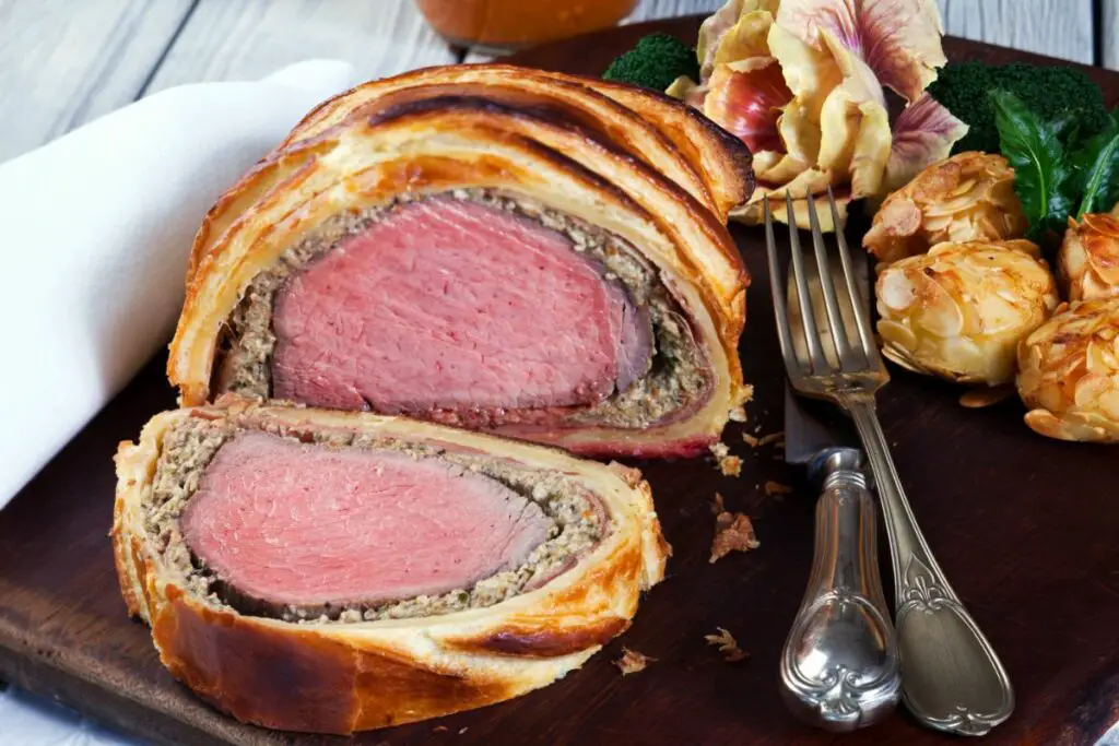 20 Delicious And Mouthwatering Side Dishes To Serve With Beef Wellington Butter And Salt