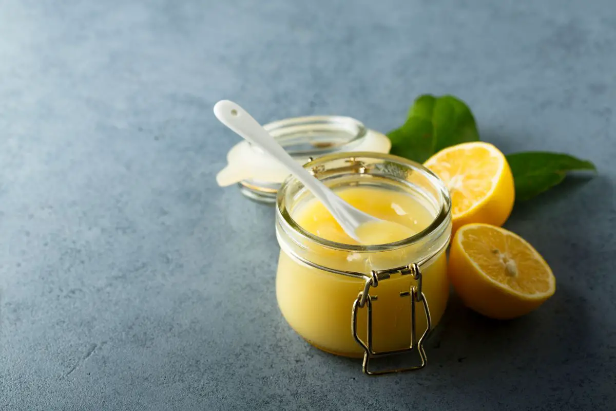 9 Great Ways To Serve And Enjoy Lemon Curd