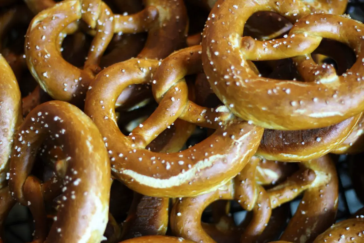 How To Serve Pretzels: 8 Amazing Different Ways