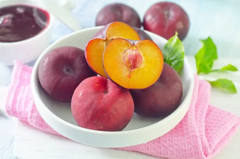 What Do Plums Taste Like? Do Plums Taste Good?