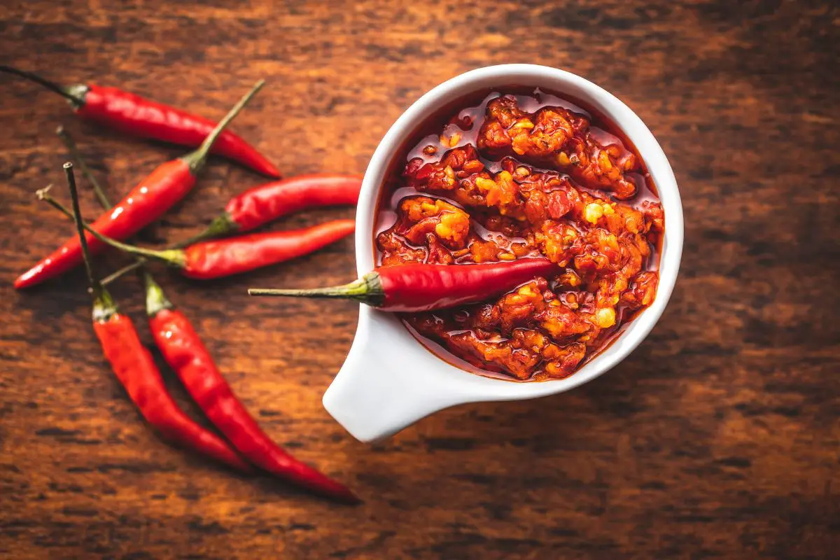 4 Of The Best Chili Bean Sauce Substitutes