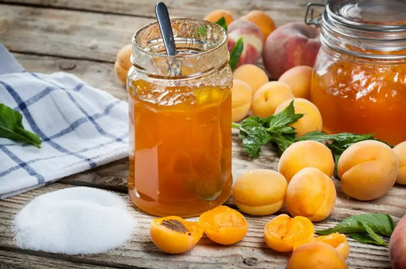 6 Fantastic Substitutes For Apricot Preserves