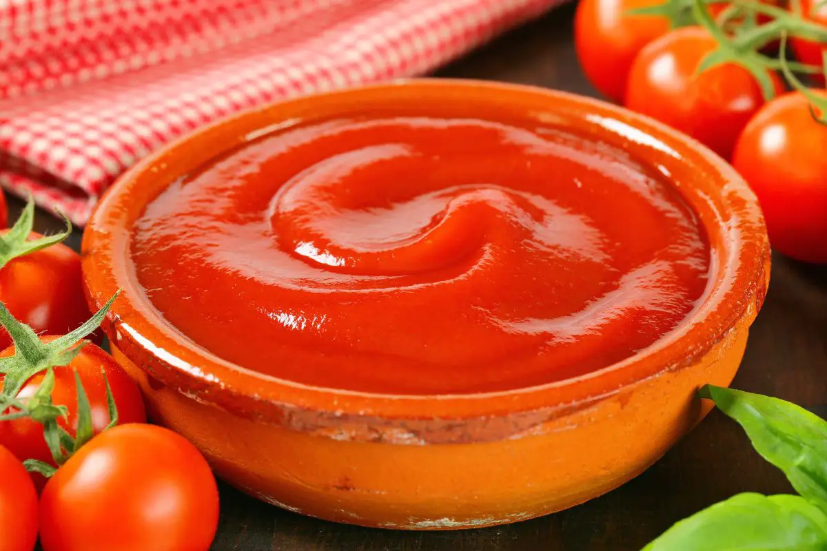6 Tomato Passata Substitutes