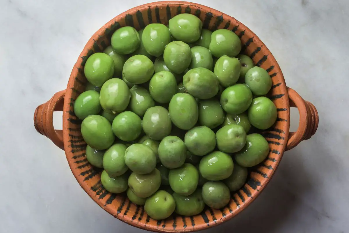 8 Castelvetrano Olives Substitutes