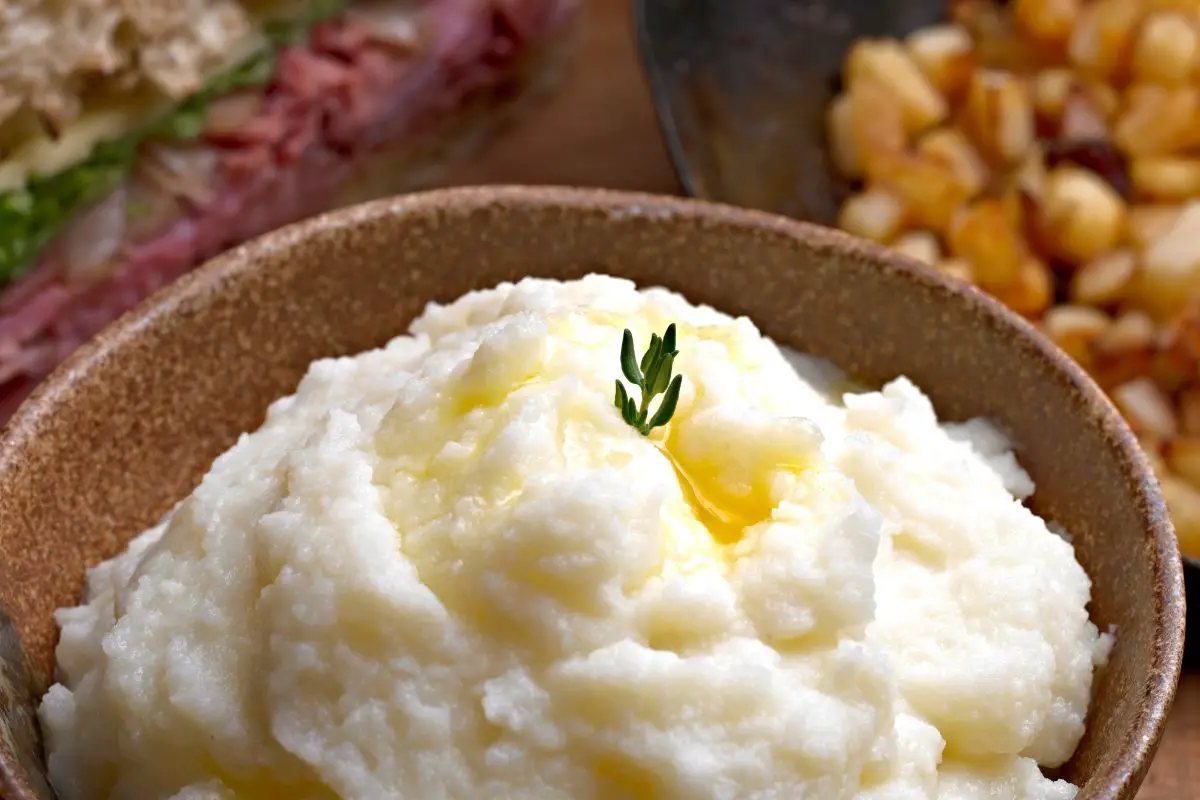 Crushed Tomatoes Substitutes 6 Tried And Tested Alternatives You’ll Love - Mashed Potato