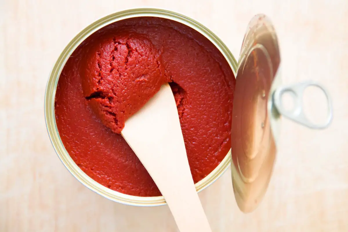 Crushed Tomatoes Substitutes 6 Tried And Tested Alternatives You’ll Love - Tomato Paste