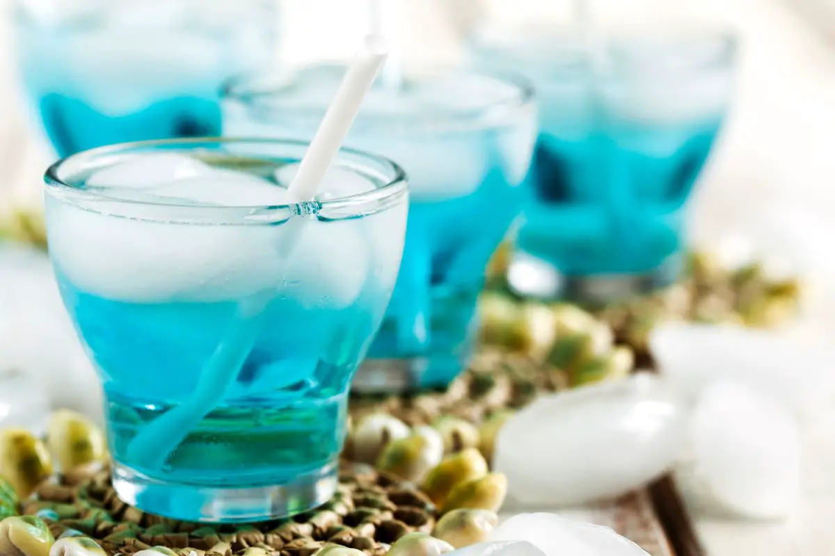 The Best Substitutes For Blue Curacao When You Don’t Have Any To Hand