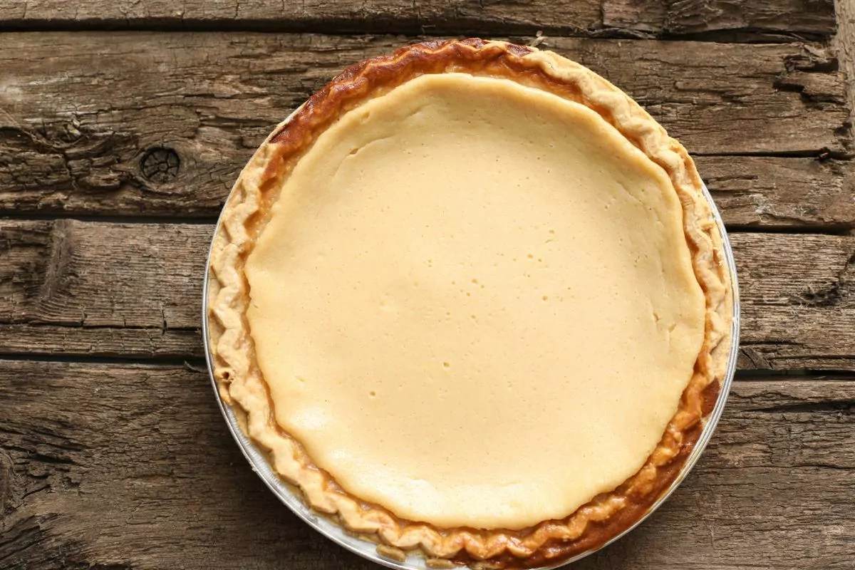 What Does Buttermilk Pie Taste Like?
