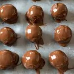 6 Of The Best Substitutes For Paraffin Wax In Chocolate