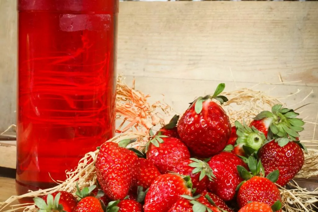 The 6 Best Substitutes For Strawberry Extract